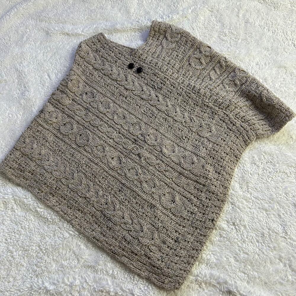 Aran NWT Women's Made in Ireland Pancho 100% New Wool One Size Beige Knit